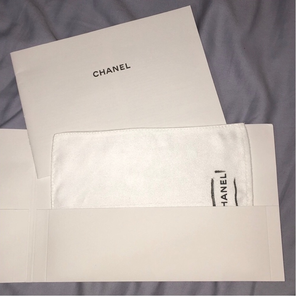 CHANEL New Leather Care Booklet with Micro Cleaning Glove Mitten Cloth